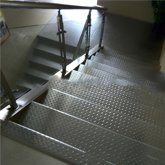 楼梯防滑效果
